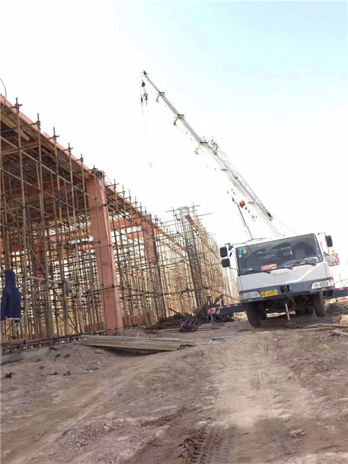 兰坪吊车作业的安全注意事项有哪些？