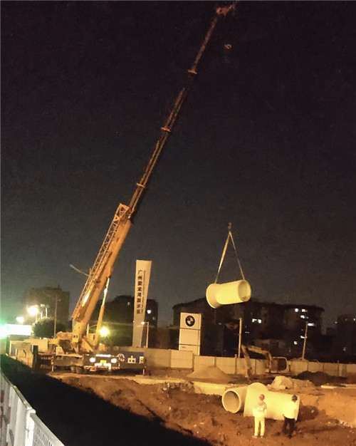 兰坪“弯臂矫正”—— 吊车的 “形变补偿” 技术